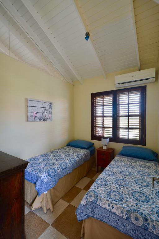 Villa At The Beach, Blue Bay Golf & Beach Resort Экстерьер фото