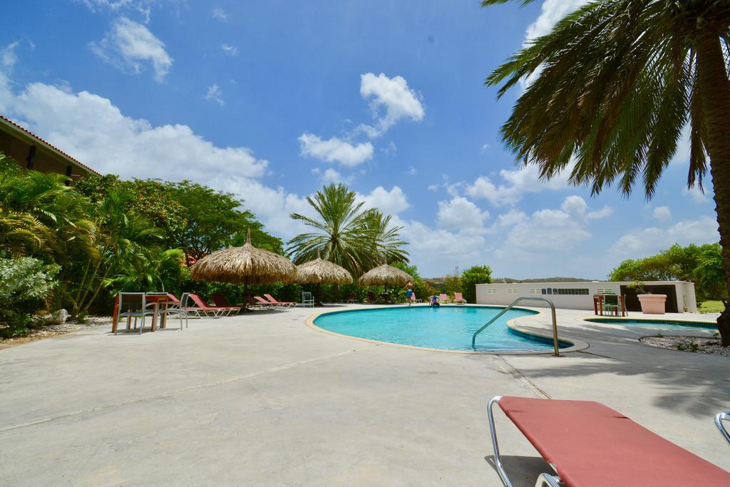 Villa At The Beach, Blue Bay Golf & Beach Resort Экстерьер фото