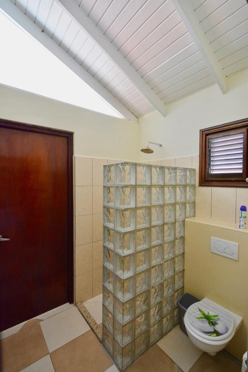 Villa At The Beach, Blue Bay Golf & Beach Resort Экстерьер фото
