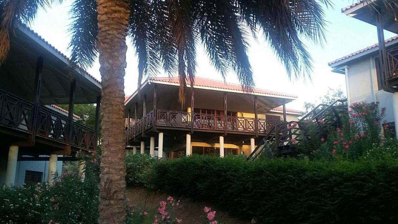 Villa At The Beach, Blue Bay Golf & Beach Resort Экстерьер фото