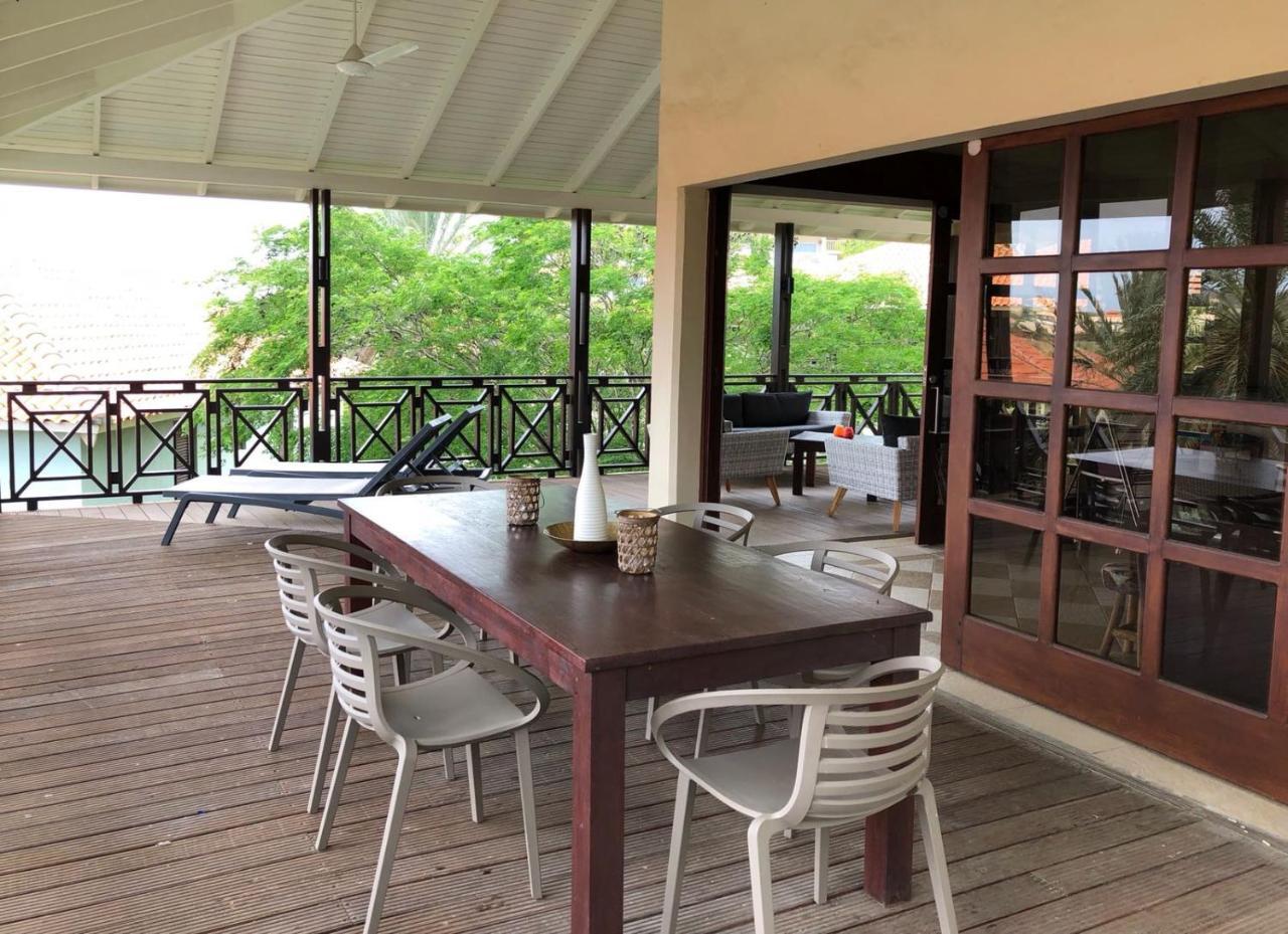 Villa At The Beach, Blue Bay Golf & Beach Resort Экстерьер фото